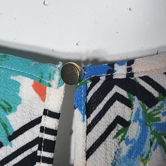 Candie's Juniors Multicolor Floral Chevron Tank Top Size Large Boho Fairy Summer - Picture 3 of 8